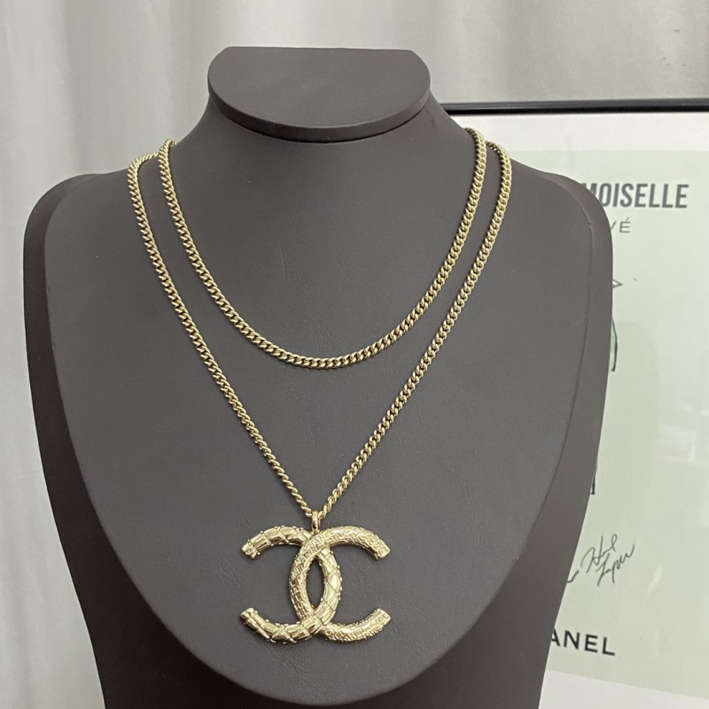 Chanel Necklaces